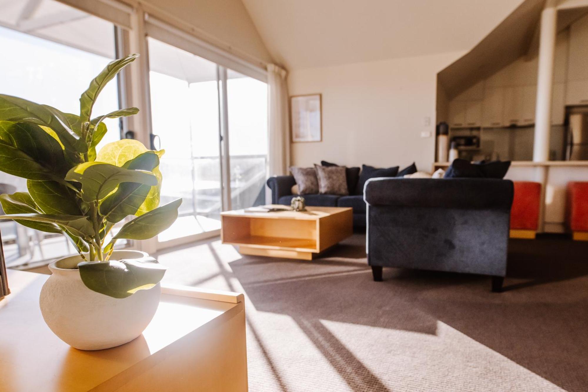 York Cove Hotel จอร์จทาวน์ ภายนอก รูปภาพ