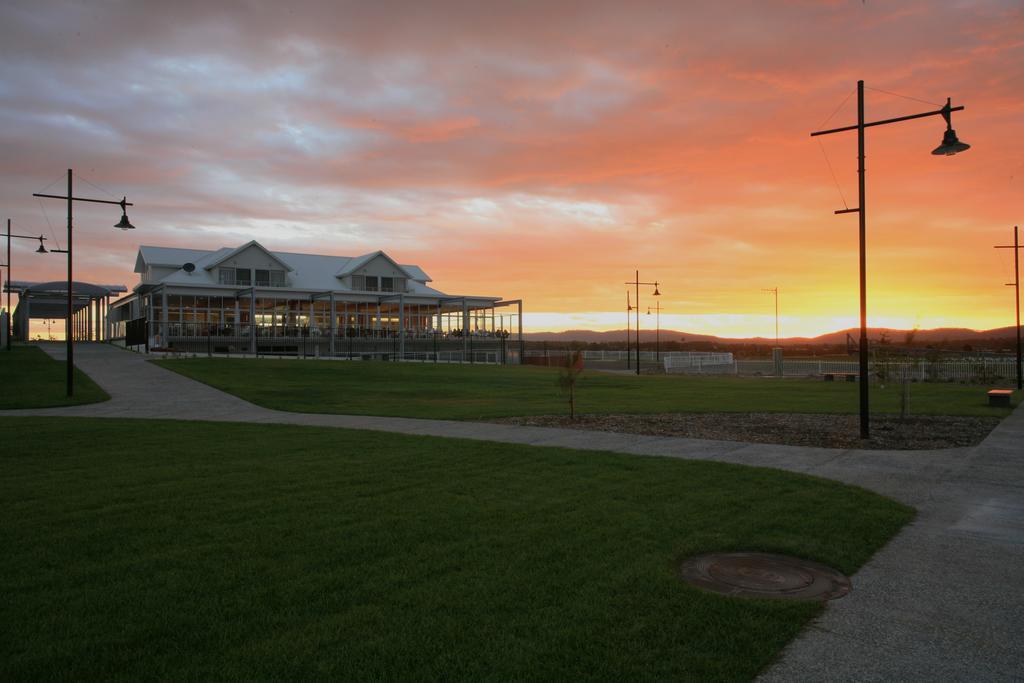 York Cove Hotel จอร์จทาวน์ ภายนอก รูปภาพ