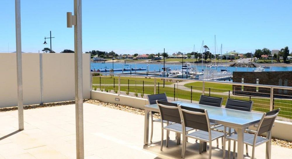 York Cove Hotel จอร์จทาวน์ ภายนอก รูปภาพ